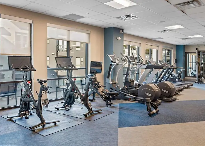 Apartment Escape To The Golden Equestrian 2br Townlake Tempe
